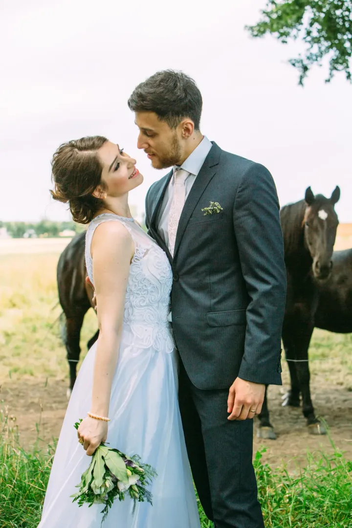 Brautpaarshooting mit Pferd
